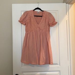 Cute pink loose fitting dress by Andrée only worn once!